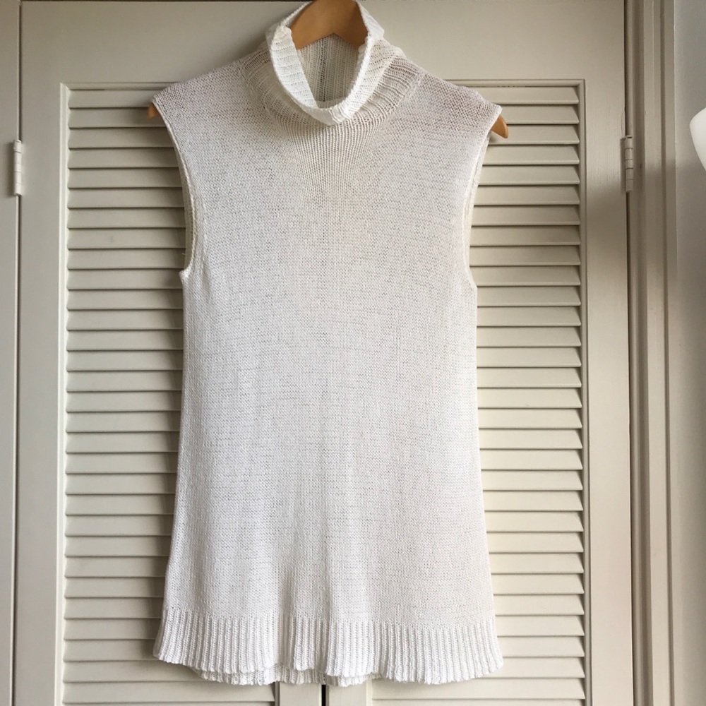 DKNY white knitted top